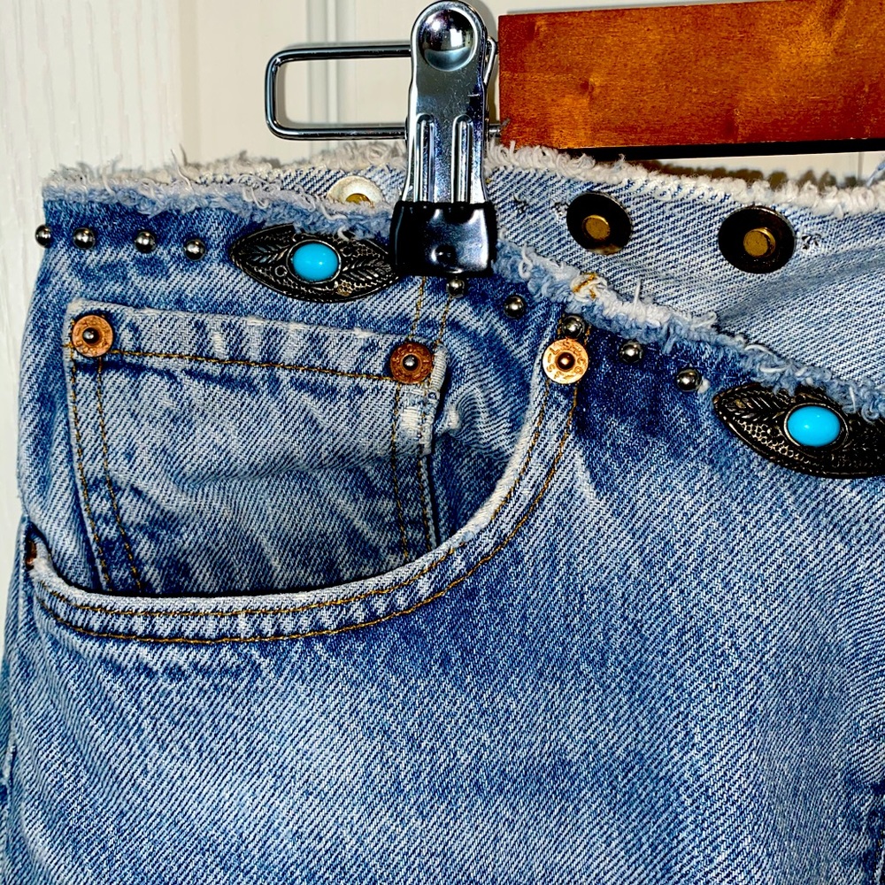 BUZZ 18 Recycled  Vintage Levi Button Fly Jeans size 10